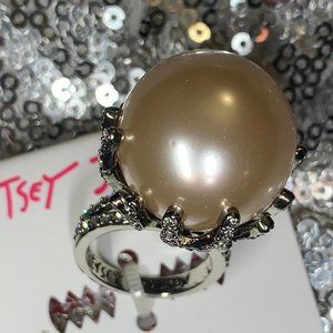 Betsey Johnson Betsey's Boat House Pearl Reef Ring